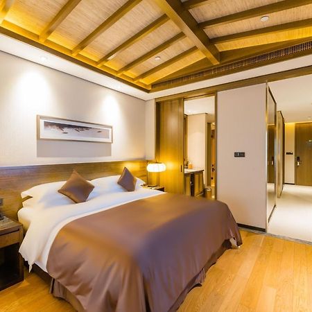 S&N Zhejiang Linhai International Hotel Eksteriør billede